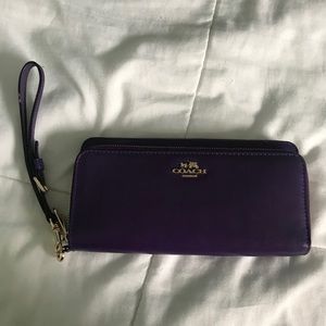 purple Coach wallet